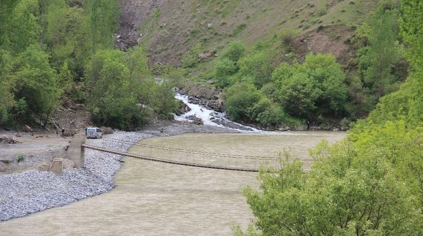 Zap Suyunun Debisi Y&uuml;kseldi