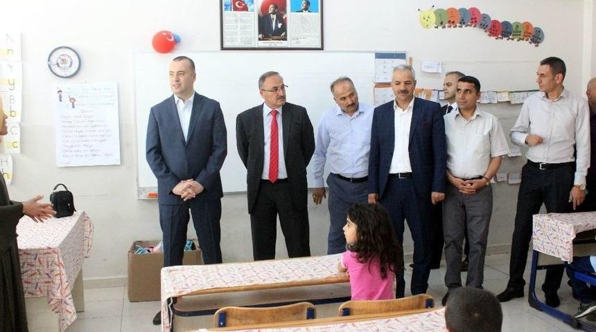 Kilis&rsquo;te 23 Bin Suriyeli &Ouml;ğrenci Karne Aldı