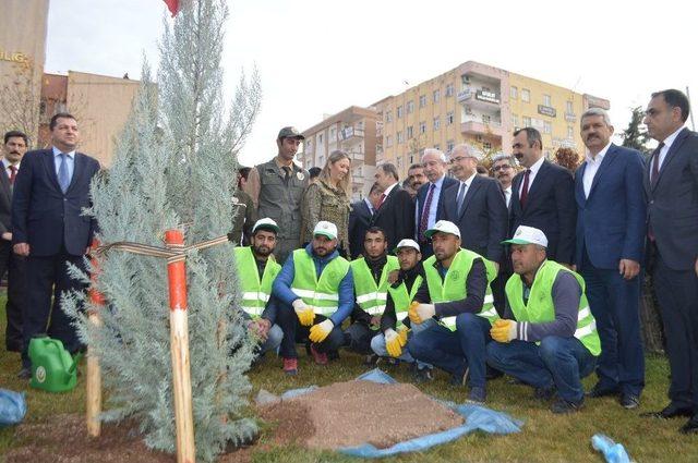 Bakan Eroğlu: “tarlasına Damlama Ve Yağmurlama Borusu Çekmeyene Su Yok”