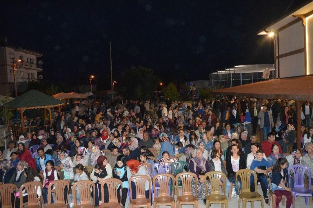 &Ccedil;ifteler&rsquo;de Toplu İftar Yemeği