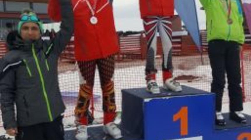 Er-yikob Sporcuları Zirveyi Kaptırmadı