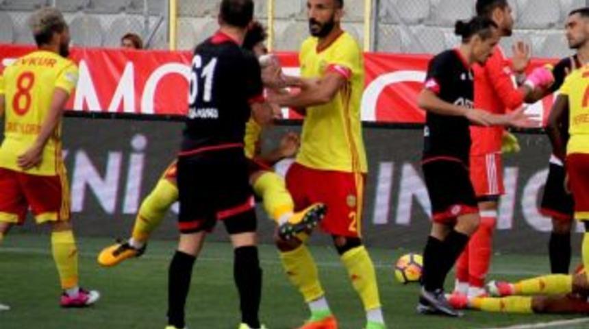 E.yeni Malatyaspor Yal&ccedil;ın Ayhan&rsquo;ı Satmayı Planlıyor