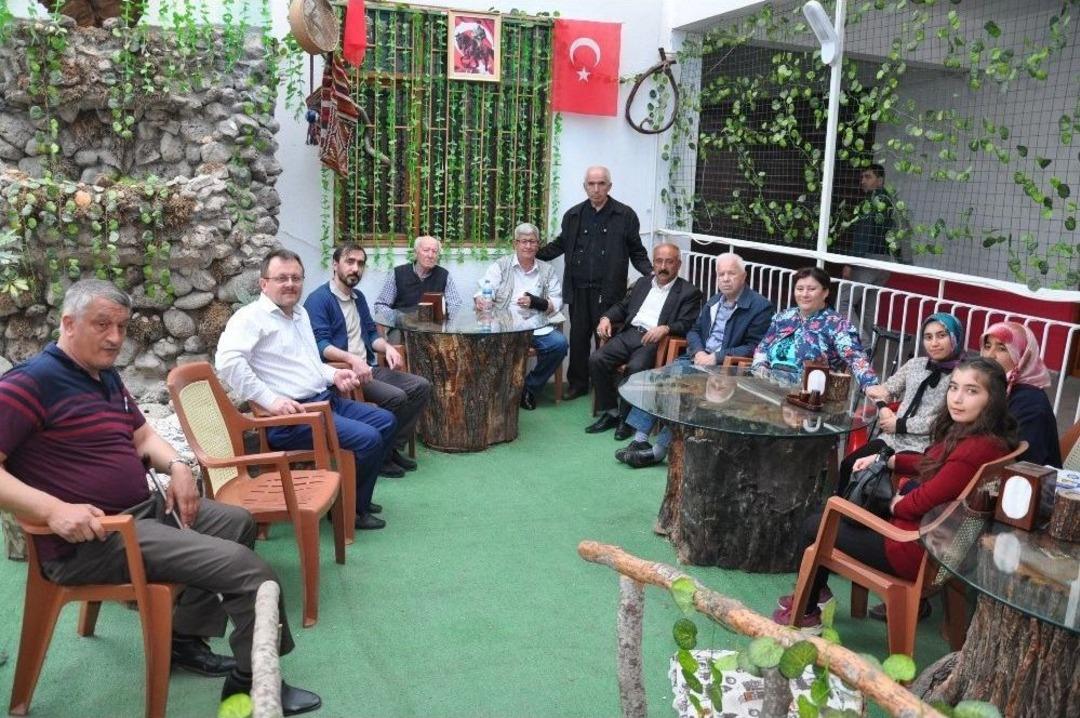 Simav&rsquo;da &rsquo;şair Ve Yazarlar&rsquo; Buluşması