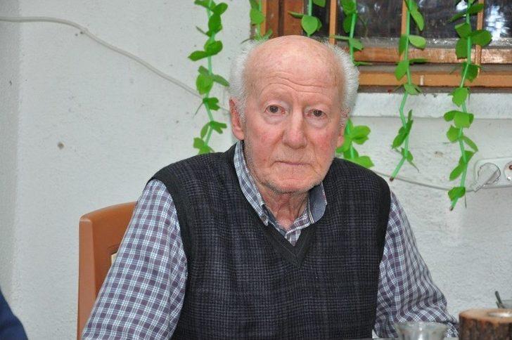 Simav’da ’şair Ve Yazarlar’ Buluşması G3