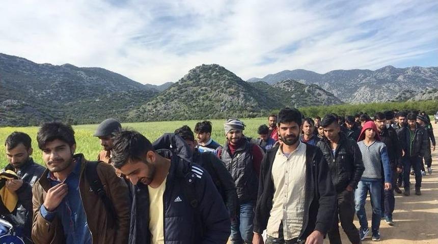 Afganlar 40 Yıl Sonra 2. B&uuml;y&uuml;k G&ouml;&ccedil; Dalgası İle T&uuml;rkiye&rsquo;ye Akın Ediyor