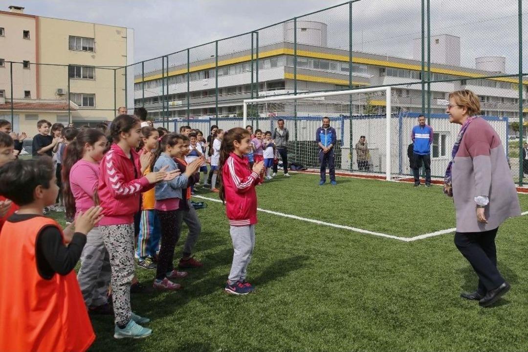 Konak&rsquo;a Beş Yıldızlı Spor Tesisi