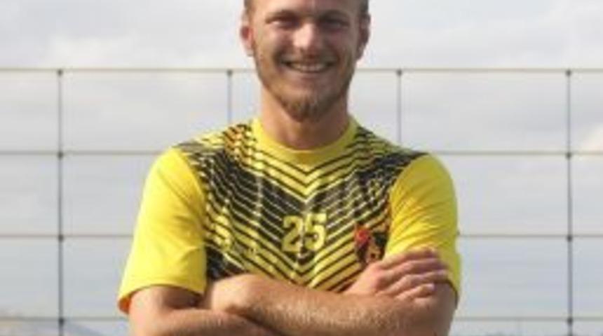 Manisa B&uuml;y&uuml;kşehir Belediyespor, Yazıcı İle Anlaştı