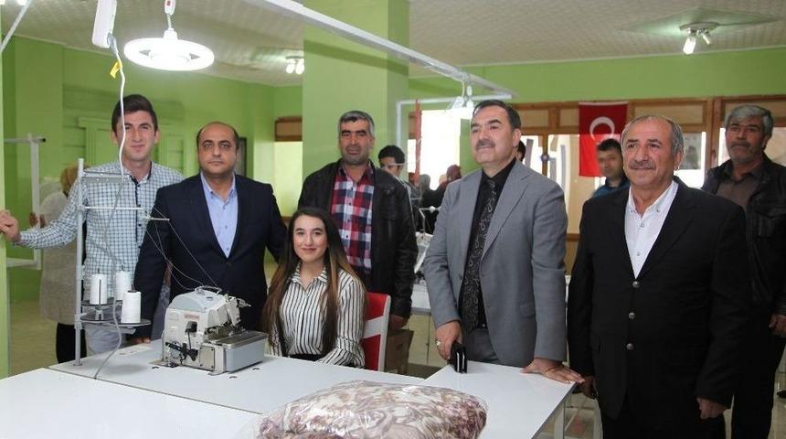 Kadın Girişimci Tekstil At&ouml;lyesi A&ccedil;tı