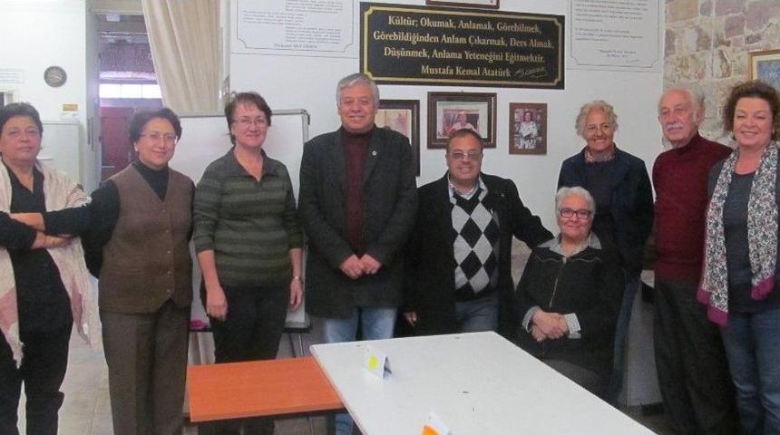 Ayvalık&rsquo;ta Atakad-der&rsquo;den Ortak &Ccedil;alışma İ&ccedil;in Stk&rsquo;lara &Ccedil;ağrı