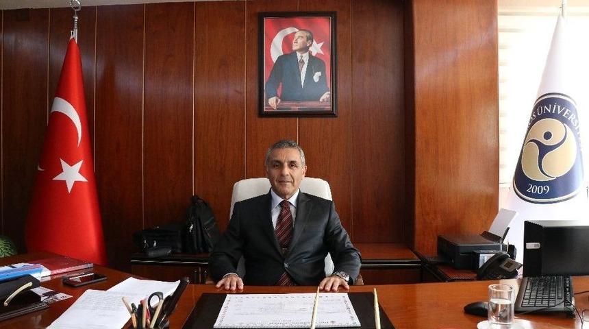 İnt&ouml;rn Uygulamasıyla &Ouml;ğrenciler Okurken İş Sahibi Olacak