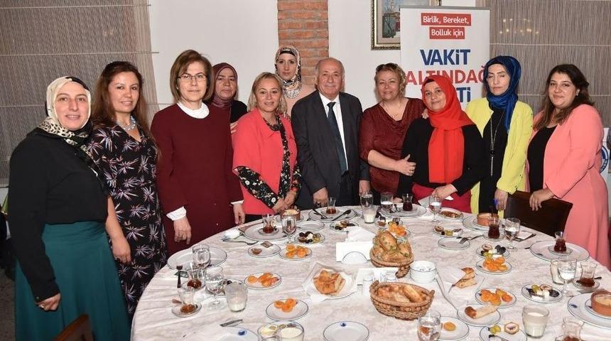 Başkan Tiryaki İftar Buluşmalarını S&uuml;rd&uuml;r&uuml;yor