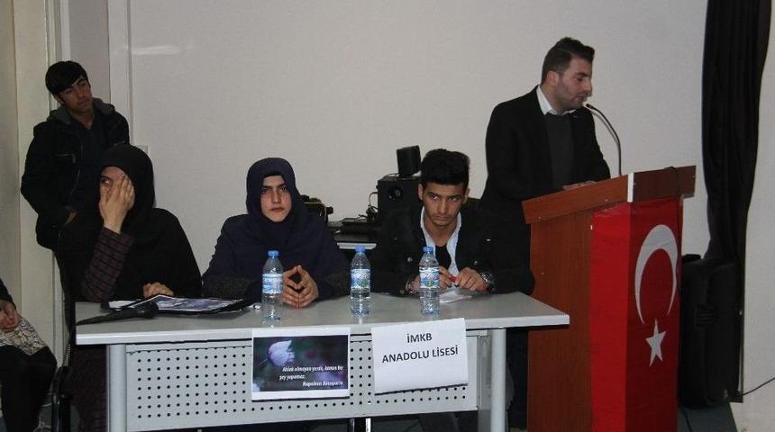 Şemdinli’de Liseler Arası Münazara Yarışması