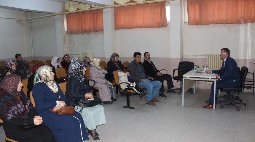 Karaman’da Velilere Spor Ve Çocuk Konusu Anlatıldı