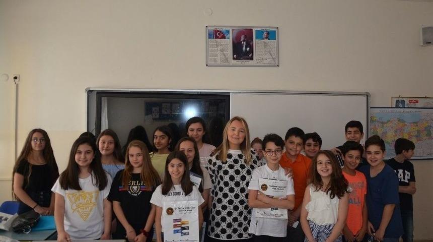 Gaziantep Kolej Vakfı&rsquo;nda Karne Heyecanı