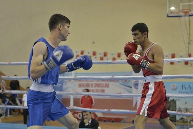 Karaman’da Üniversitelerarası Boks Şampiyonu Sona Erdi 1