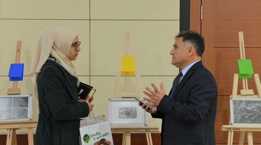 &lsquo;g&ouml;zlerinizle G&ouml;remeyeceğiniz D&uuml;nyalara Yolculuk&rsquo; Fotoğraf Sergisi A&ccedil;ıldı