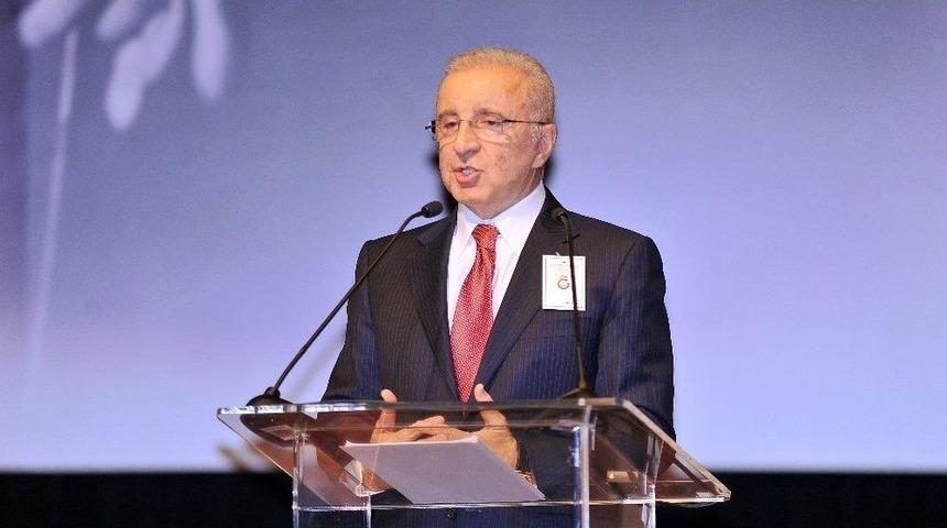 &Uuml;nal Aysal: "aday Olmayacağım"