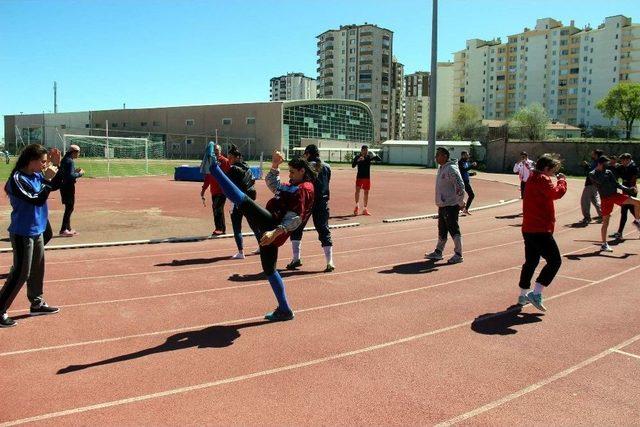 Mai Tai Milli Takımı Dünya Şampiyonası’na Kayseri’de Hazırlanıyor