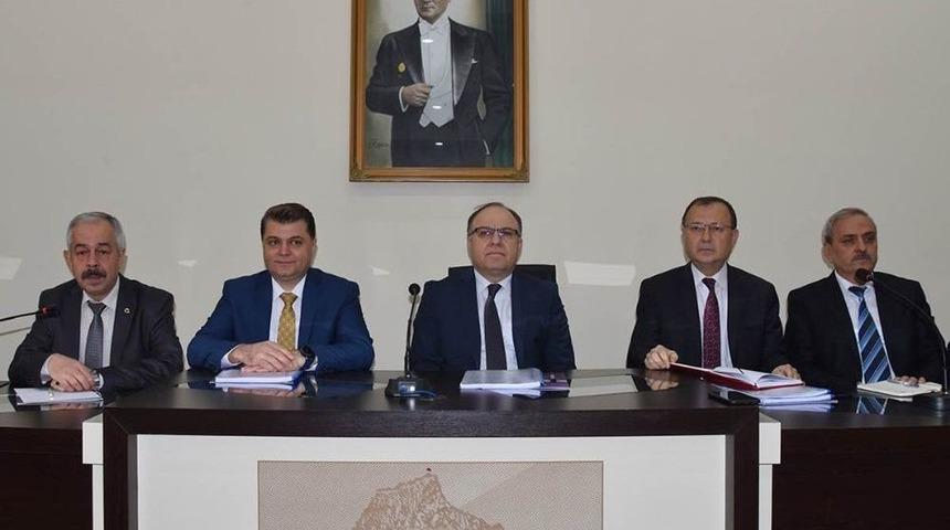 Vali Tutulmaz Vatandaşları Dinledi