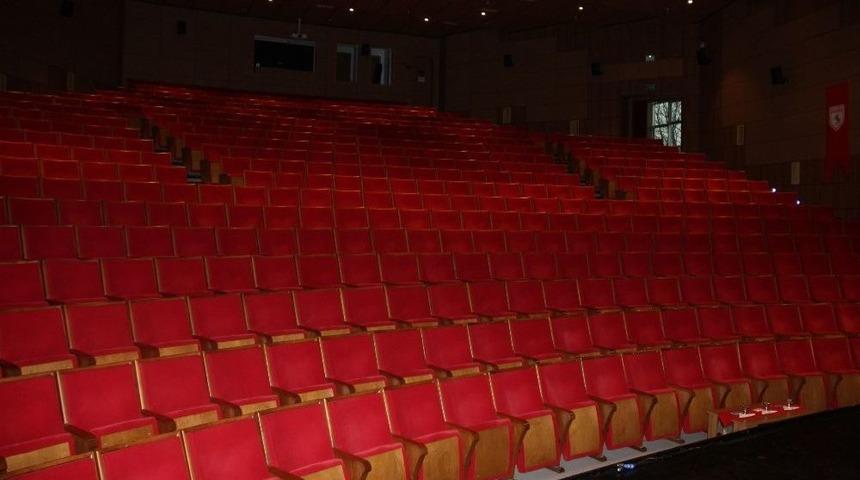 Samsunspor Kongresi &Ccedil;oğunluk Sağlanamadığından Ertelendi