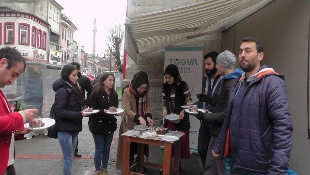 Tügva, Mehmet Akif Ersoy’u Andı