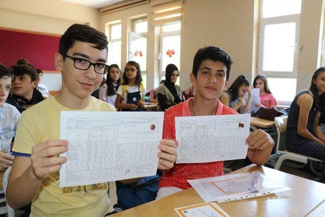 Zonguldak’ta 105 Bin Öğrenci Karne Heyecanı Yaşadı