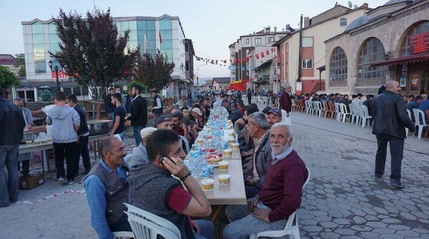 Kangal&rsquo;da Sokak İftarı