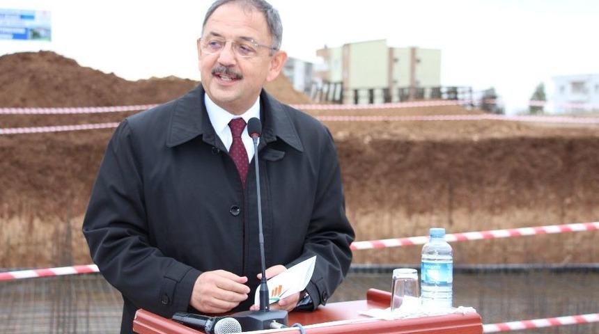 Bakan Özhaseki Silopi’de Temel Atma Törenine Katıldı