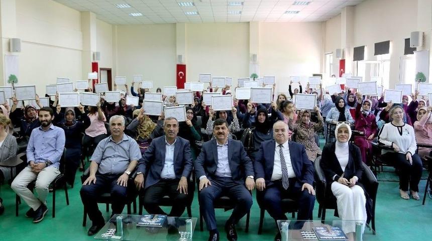 Onlar Artık Hem Okuyup Hem De Yazabiliyorlar