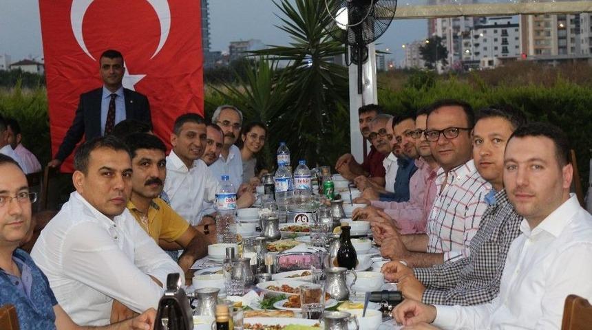 Avukatlar Mersin Barosu&rsquo;nun İftarında Bir Araya Geldi