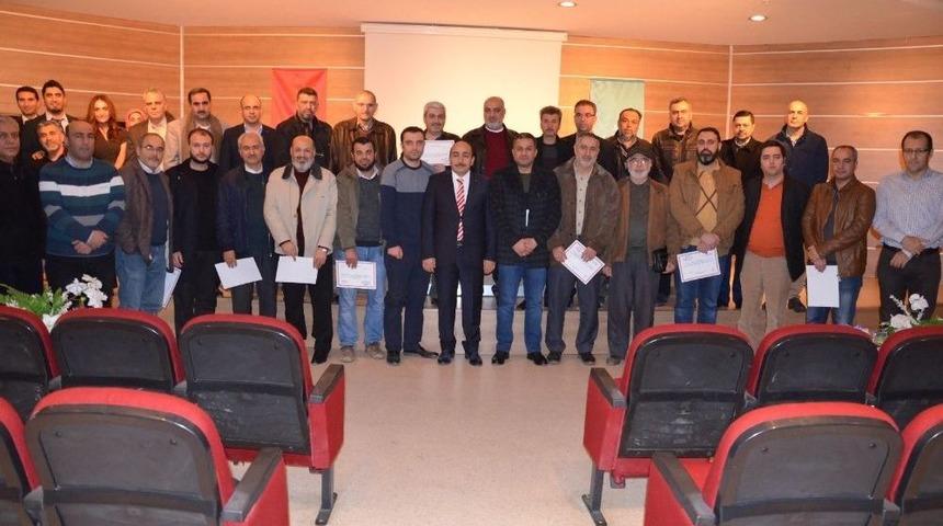 Suriyeli 26 Doktor Eğitimlerini Tamamlayıp Sertifikalarını Aldı