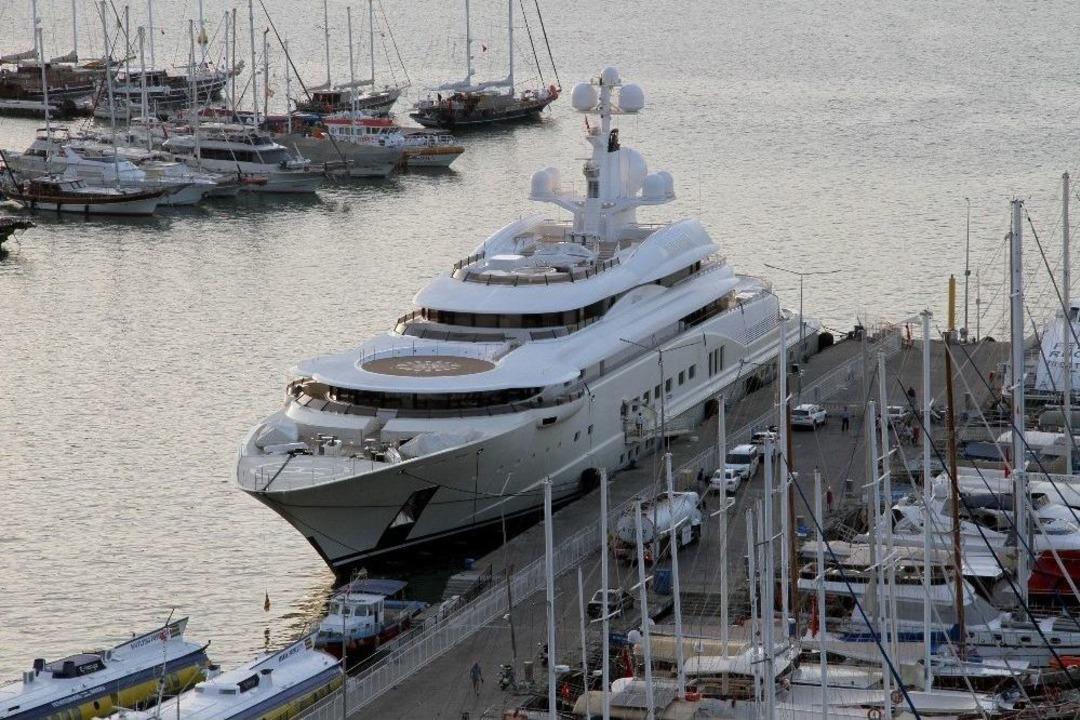 Şeyh Abdullah Bin Zayed Al Nahyan&rsquo;ın Yatı Fethiye&rsquo;den 1 Milyonluk Yakıt Aldı