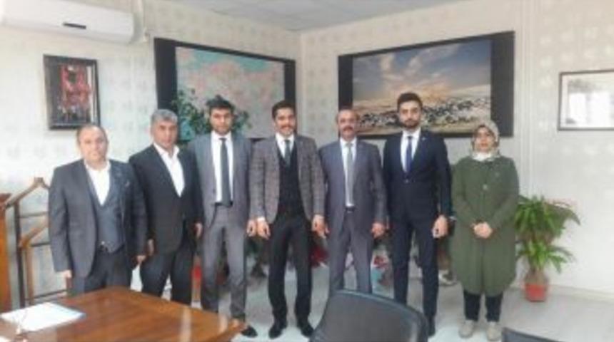 Stk&rsquo;lardan Depremzedelere Ayakkabı