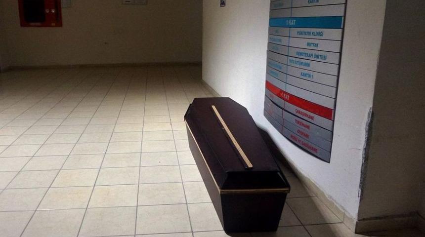 Yalnız Yaşadığı Evinde &Ouml;l&uuml; Bulundu