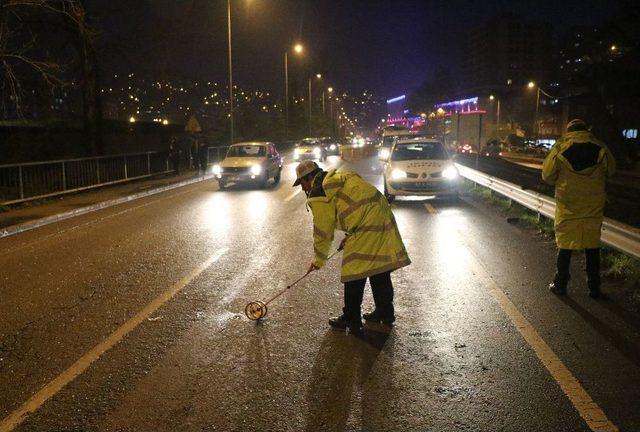 Yaşlı Adama &Ccedil;arpıp Ka&ccedil;tı, 1 Bu&ccedil;uk Saat Sonra Yakalandı 1