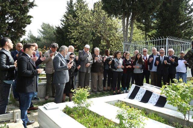 Hakkı Yeten Kabri Başında Anıldı