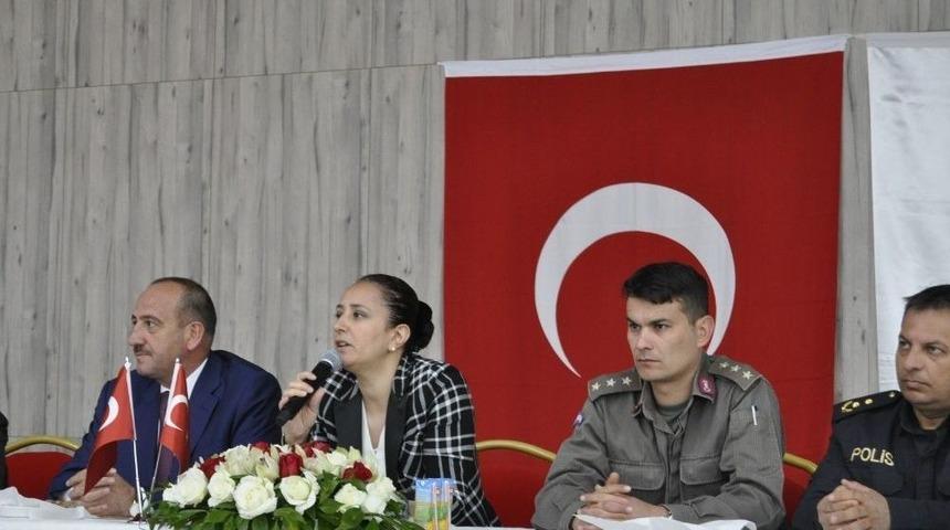 Konya Yolu Alt Geçit Projesi İçin Gölbaşı Esnafıyla Bir Araya Gelindi