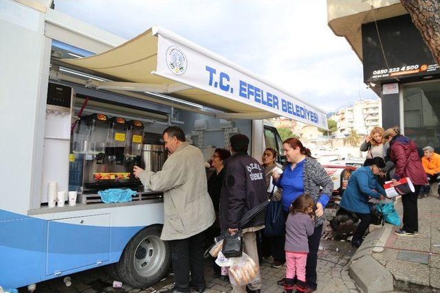 Efeler Belediyesi Semt Pazarlarında Vatandaşlarla Buluşuyor