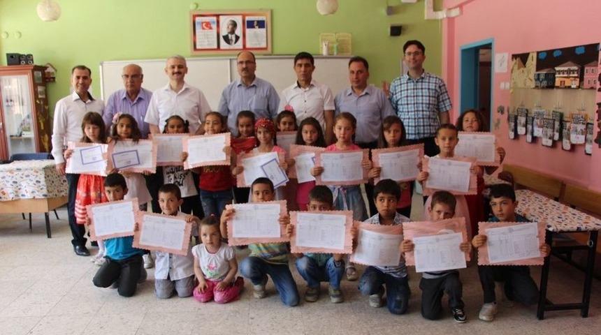 Kula&rsquo;da 7 Bin 132 &Ouml;ğrenci Karne Aldı