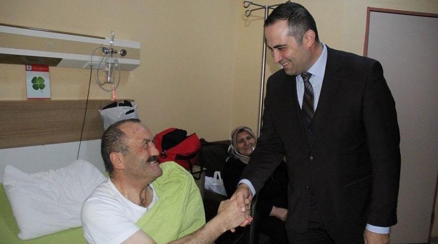 İl Sağlık M&uuml;d&uuml;r&uuml;nden Hasta Ziyareti