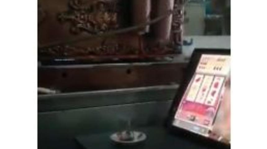 (&ouml;zel) Akıllara Durgunluk Veren Kıraathanedeki Kumar Sistemi Kamerada