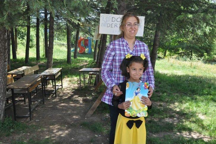 Oluşturdukları ’doğa Sınıfı’nda Karnelerini Aldılar G5