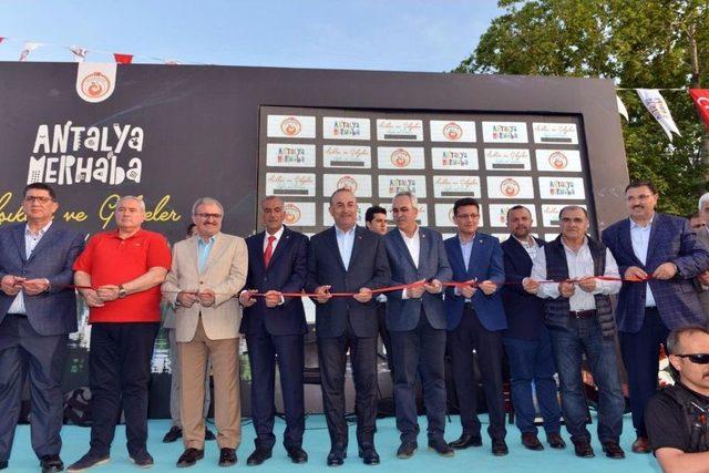 &Ccedil;avuşoğlu: "bu Sene Otelciler Fiyatları D&uuml;ş&uuml;rd&uuml;kleri İ&ccedil;in &Ccedil;ok Pişmanlar" 2