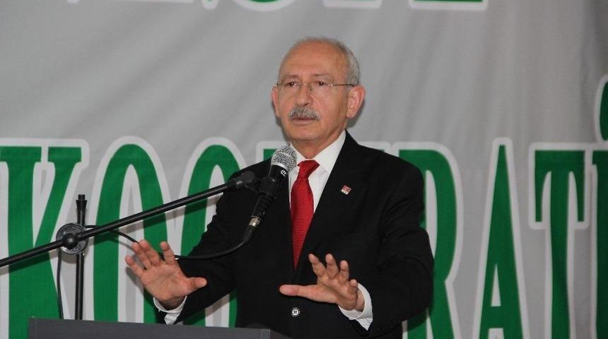 Chp Genel Başkanı Kılı&ccedil;daroğlu, Kamyonculara &Ccedil;ağrıda Bulundu