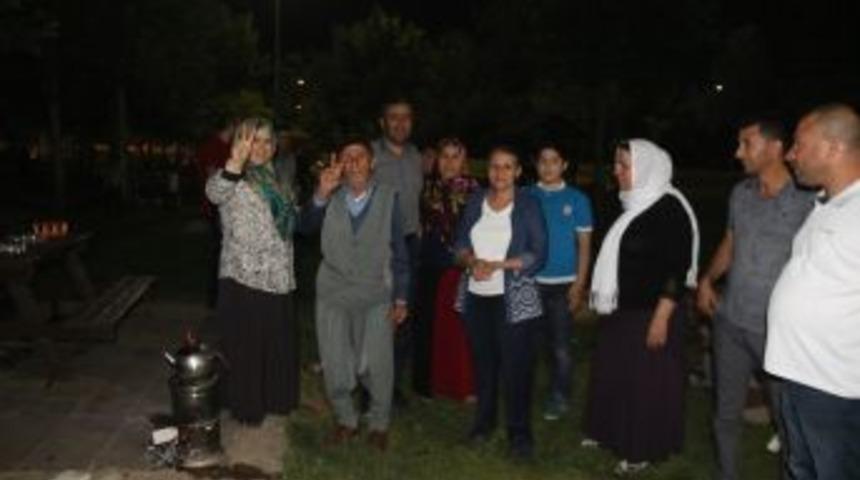 Başkan Akat Nevruz Parkı&rsquo;nı Gezdi