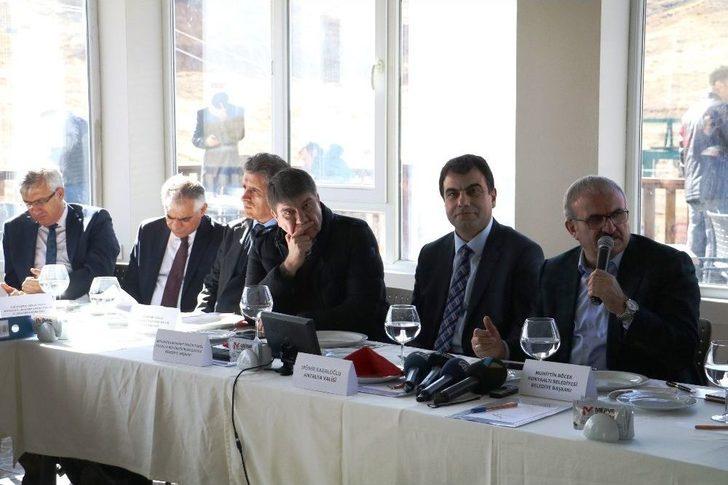 Saklıkent Kayak Merkezindeki Taş Ocakları Takibe Alınıyor G2