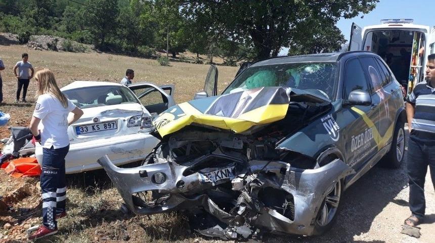 İyi Parti&rsquo;li Adayın Bulunduğu Otomobil Kaza Yaptı: 1 &Ouml;l&uuml;, 2 Yaralı