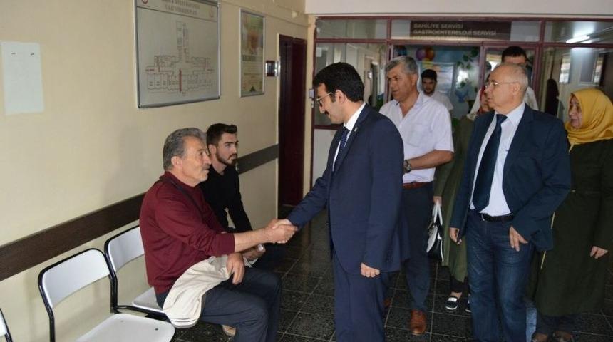 Ak Parti Burdur Y&ouml;netimi Hastalara Moral Verdi