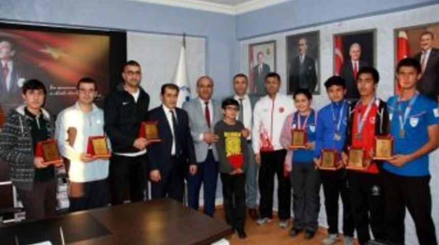 G&uuml;neş, Başarılı Atıcıları Plaketle &Ouml;d&uuml;llendirdi