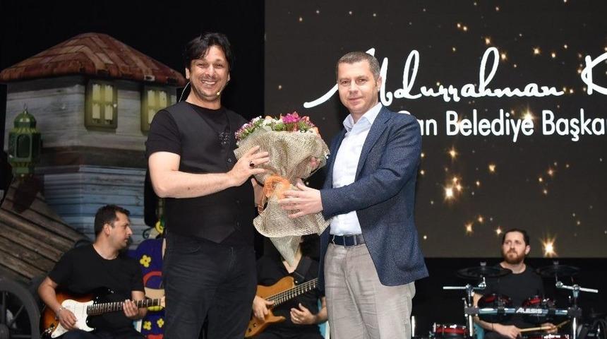 10. Ramazan Etkinliklerinde Muhteşem Stand Up G&ouml;sterisi